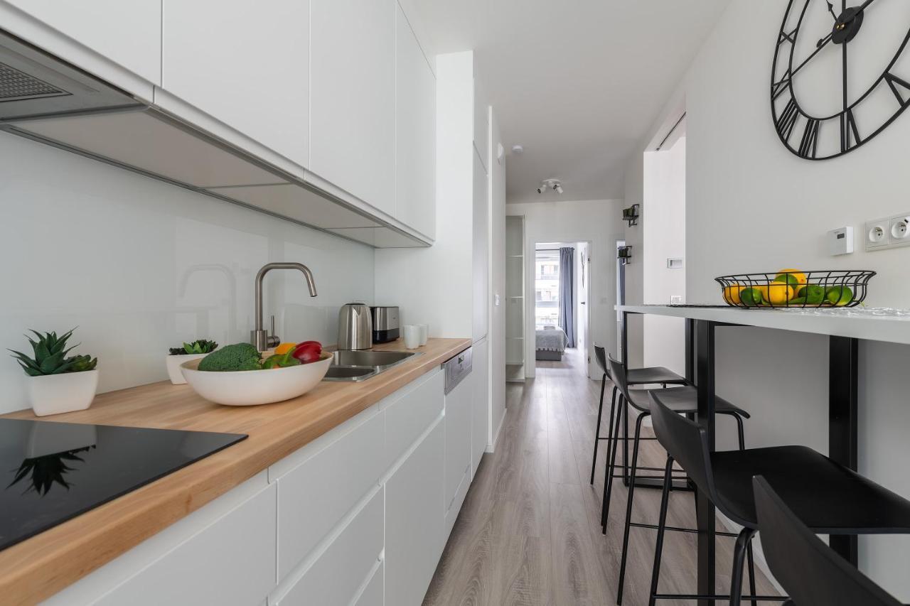 Komputerowa P&O Serviced Apartments Варшава Екстер'єр фото